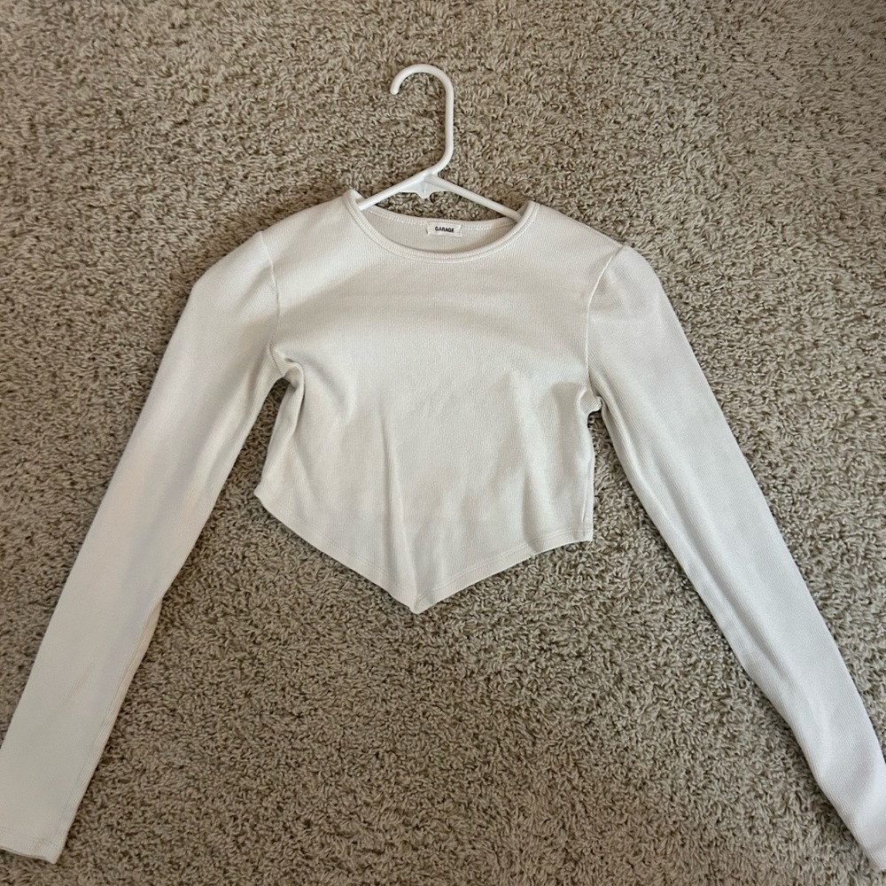 Small Garage white croptop